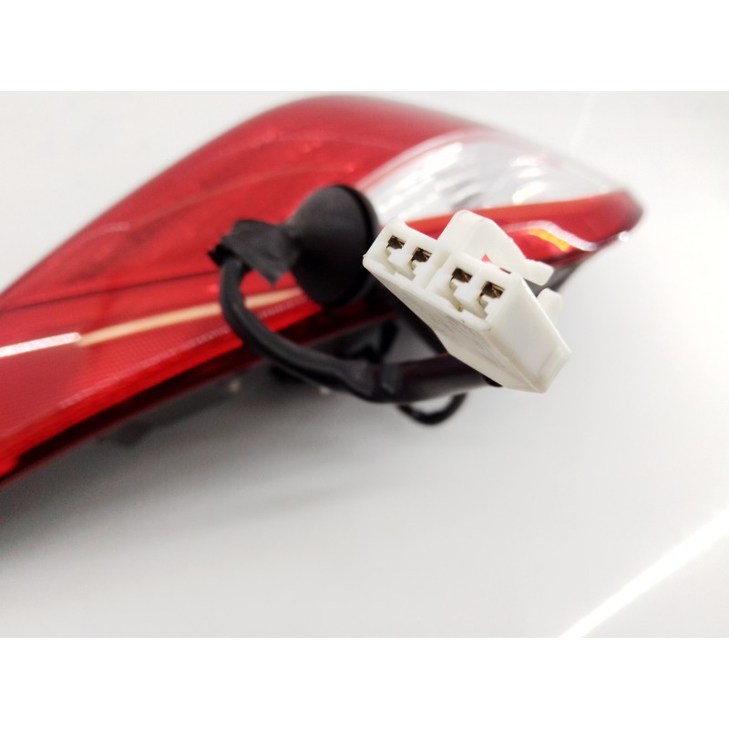 Recambio de piloto trasero izquierdo para hyundai i40 style blue referencia OEM IAM 924013Z3  E2-B5-54-2