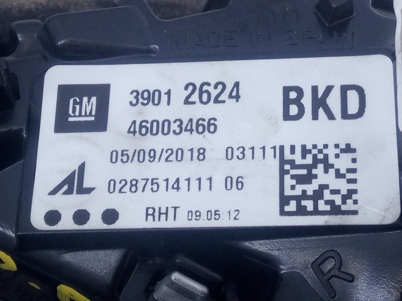 Recambio de piloto trasero derecho porton para opel corsa e selective referencia OEM IAM 39012624  E2-B6-59-1