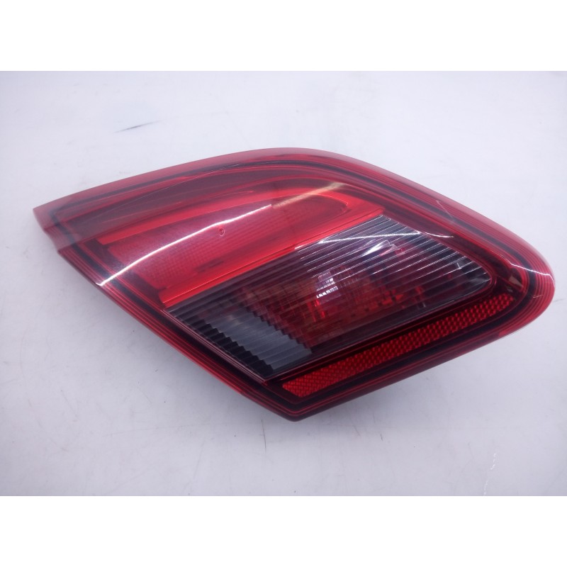 Recambio de piloto trasero izquierdo porton para opel corsa e selective referencia OEM IAM 39012623  E2-B6-59-1