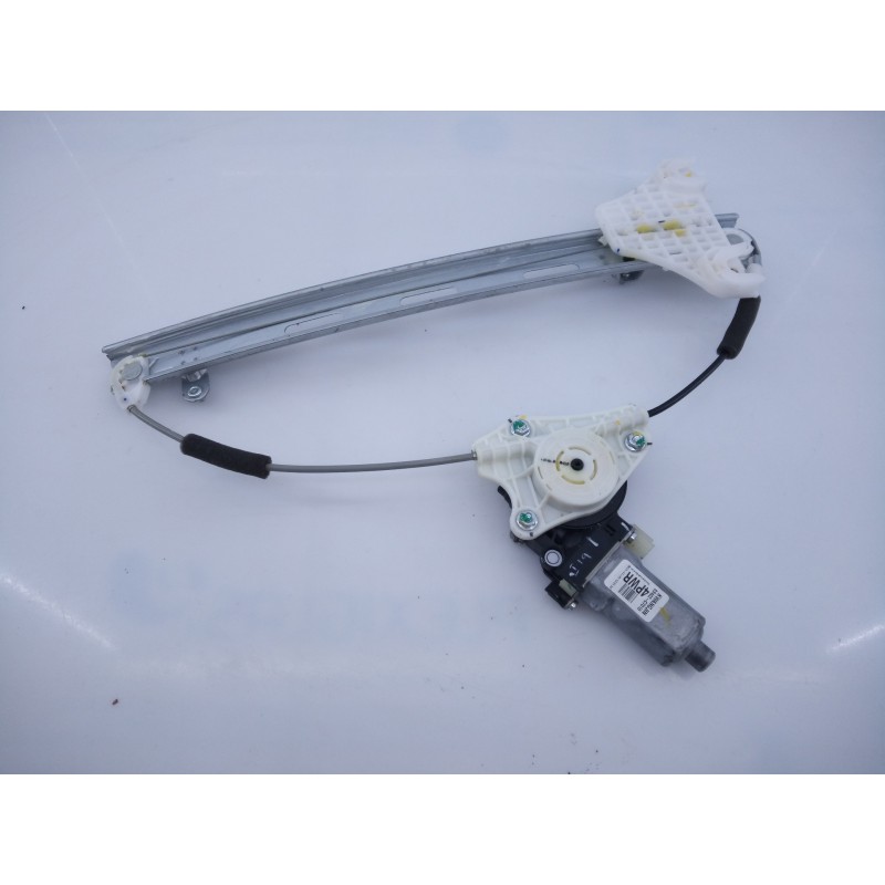 Recambio de elevalunas trasero derecho para hyundai i20 trend referencia OEM IAM   E2-B5-14-1