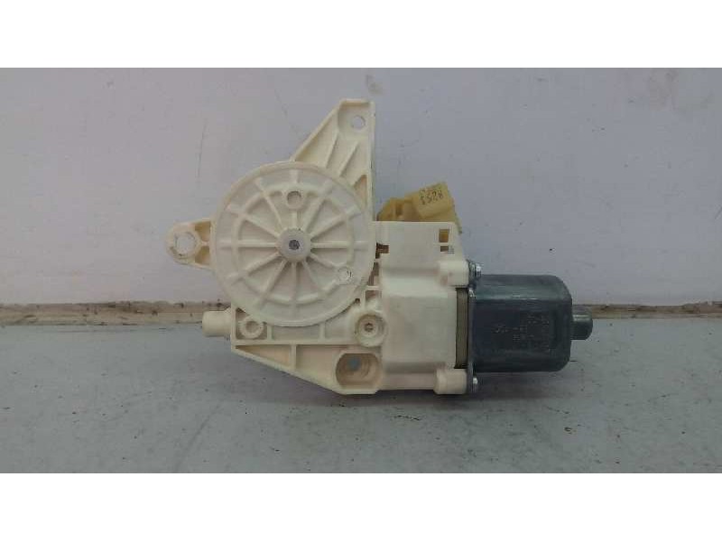 Recambio de motor elevalunas delantero izquierdo para mercedes-benz clase c (w204) berlina c 220 cdi (204.008) referencia OEM IA