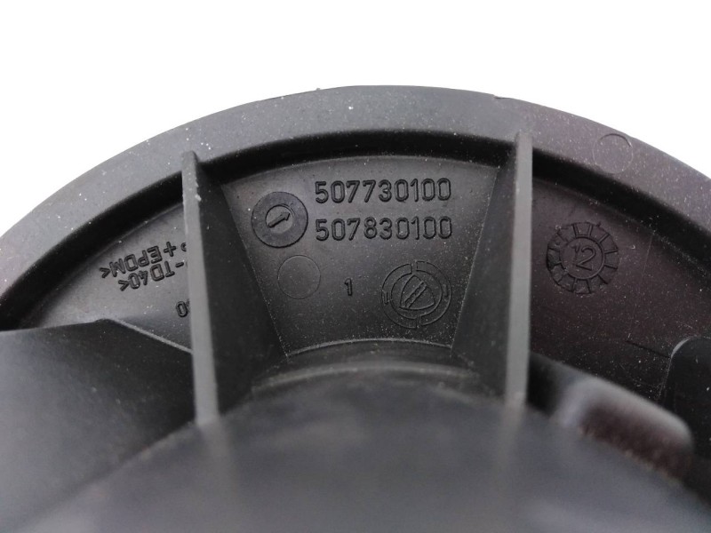 Recambio de ventilador calefaccion para peugeot bipper básico referencia OEM IAM 507730100 507830100 E3-B2-31-2
