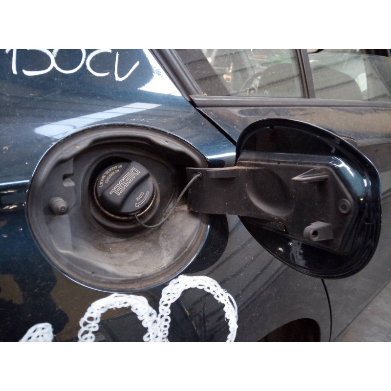 Recambio de tapa exterior combustible para bmw serie 1 lim. (f20/f21) 118d referencia OEM IAM   