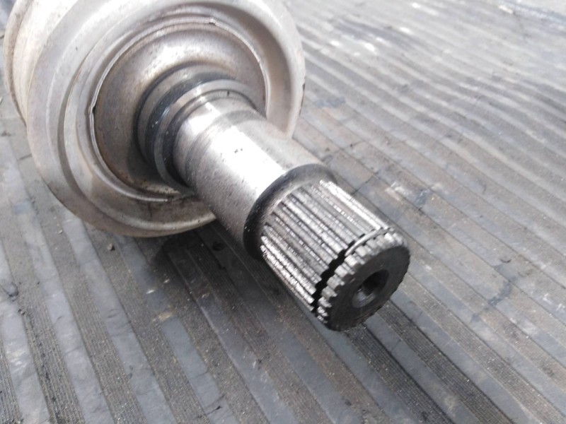 Recambio de transmision trasera izquierda para mercedes-benz clase c (w204) berlina c 220 cdi (204.008) referencia OEM IAM 20435