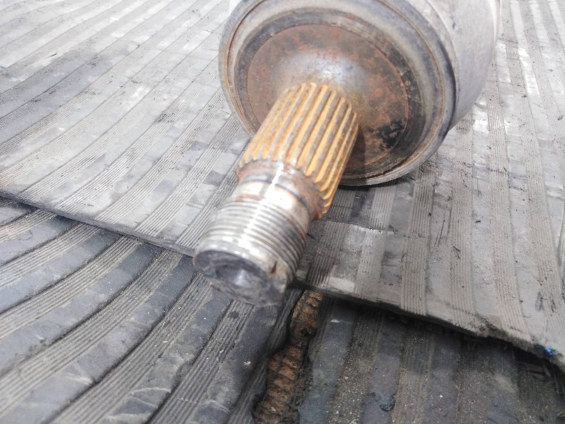 Recambio de transmision trasera izquierda para mercedes-benz clase c (w204) berlina c 220 cdi (204.008) referencia OEM IAM 20435