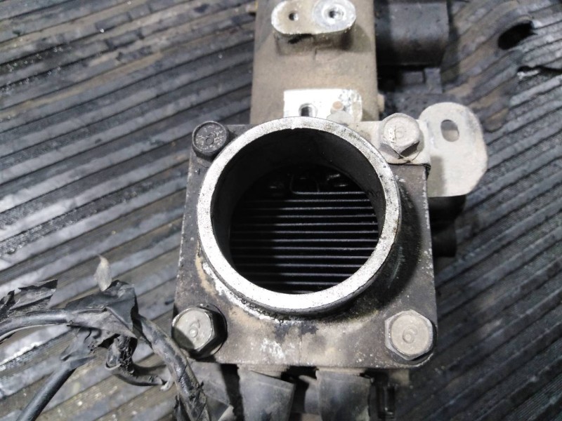 Recambio de colector admision para kia carnival referencia OEM IAM   P1-B8-28