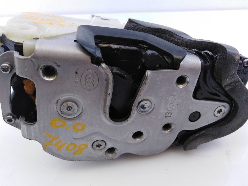 Recambio de cerradura puerta delantera derecha para opel insignia berlina cosmo referencia OEM IAM 133736  E1-B6-8-2