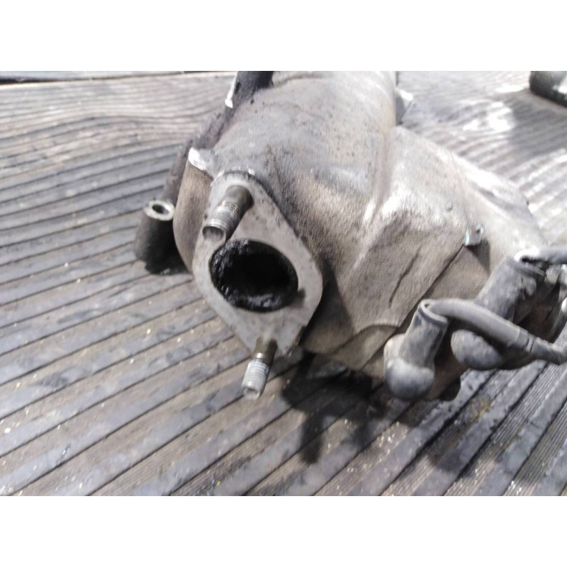 Recambio de colector admision para kia carnival referencia OEM IAM   P1-B8-28