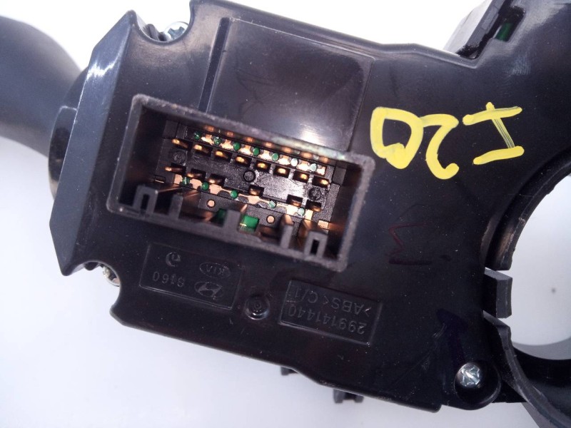Recambio de mando intermitentes para hyundai i20 trend referencia OEM IAM 93403C8950  E3-A3-25-4