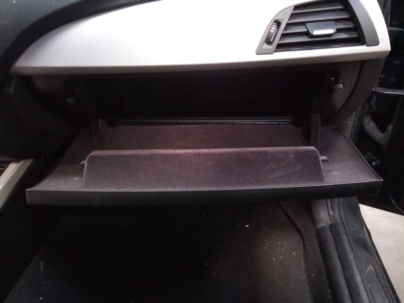 Recambio de guantera para bmw serie 1 lim. (f20/f21) 118d referencia OEM IAM   