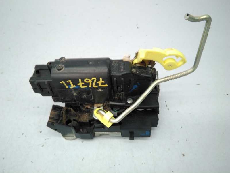 Recambio de cerradura puerta trasera izquierda para dacia duster adventure 4x4 referencia OEM IAM   E1-A1-24-1