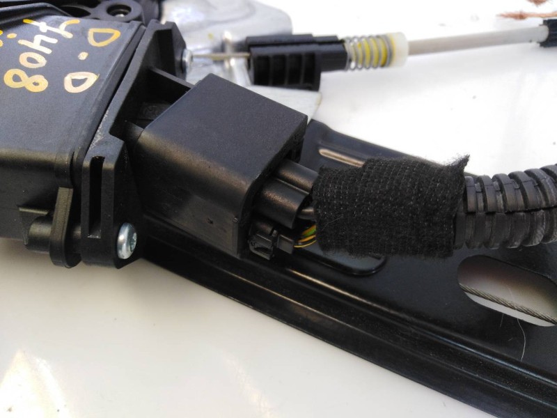 Recambio de elevalunas delantero derecho para opel insignia berlina cosmo referencia OEM IAM 965873102  E2-B6-10-2