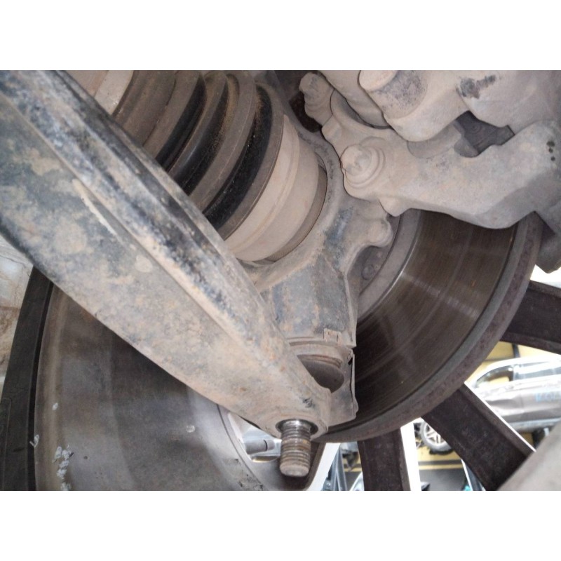 Recambio de mangueta delantera izquierda para citroën c4 grand picasso monospace referencia OEM IAM   