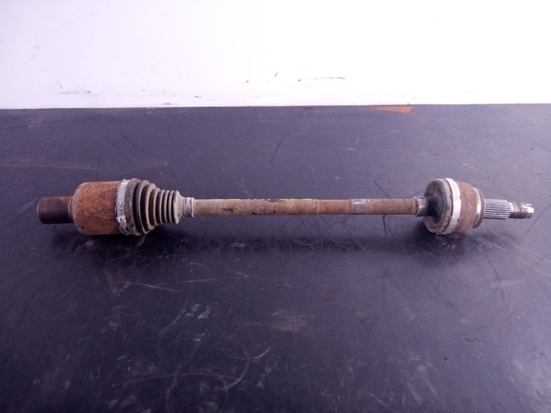 Recambio de transmision trasera izquierda para jeep renegade trailhawk 4wd referencia OEM IAM   P1-A6-11