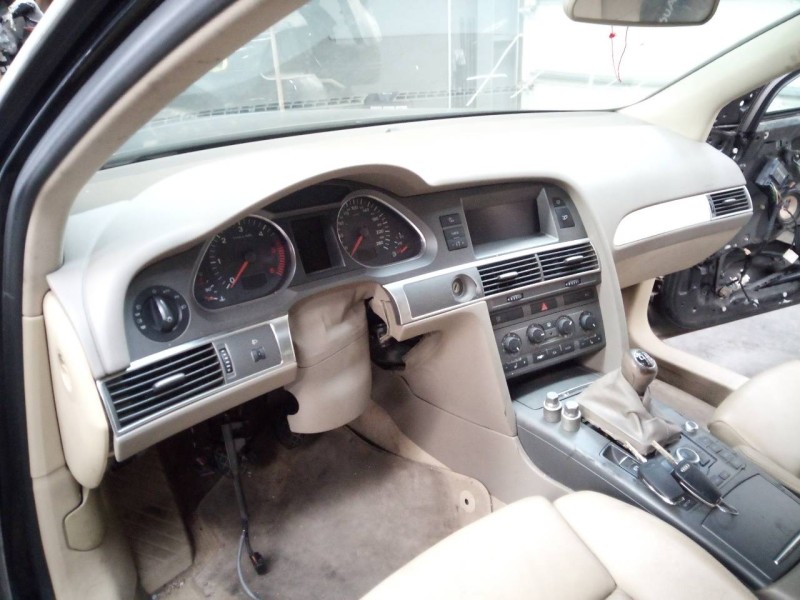 Recambio de salpicadero para audi a6 berlina (4f2) 2.0 tdi referencia OEM IAM   