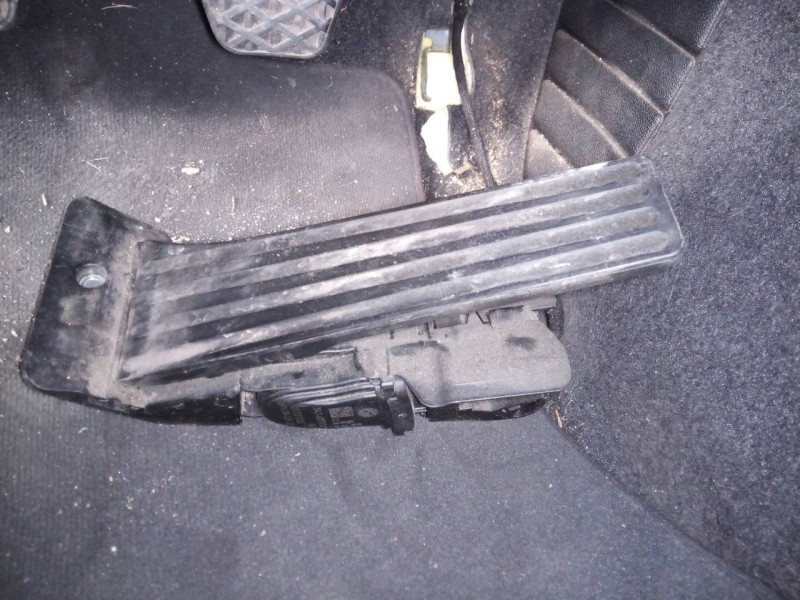 Recambio de pedal acelerador para bmw serie 1 lim. (f20/f21) 118d referencia OEM IAM 35426853176 6PV01043533 