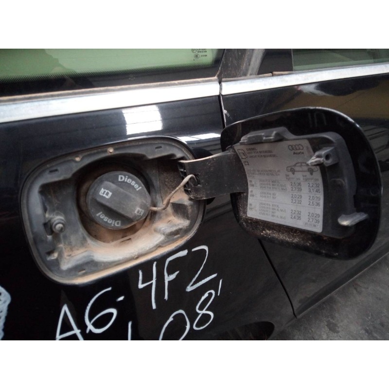 Recambio de tapa exterior combustible para audi a6 berlina (4f2) 2.0 tdi referencia OEM IAM   