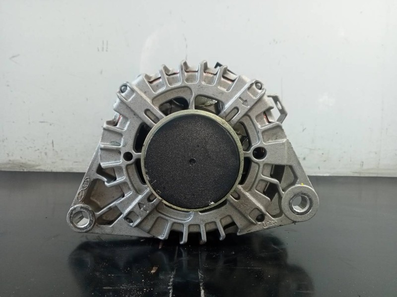 Recambio de alternador para hyundai i20 trend referencia OEM IAM 37002A950  P3-A4-28-4