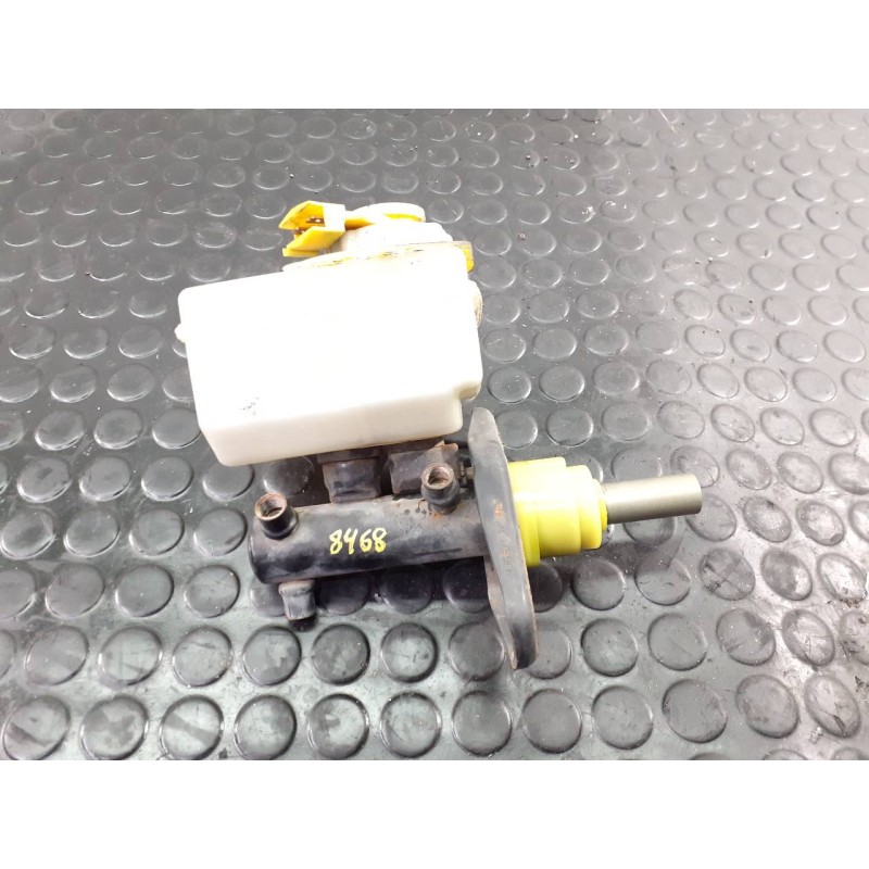 Recambio de bomba freno para land rover defender (ld) 90 e familiar referencia OEM IAM   P2-B4-4