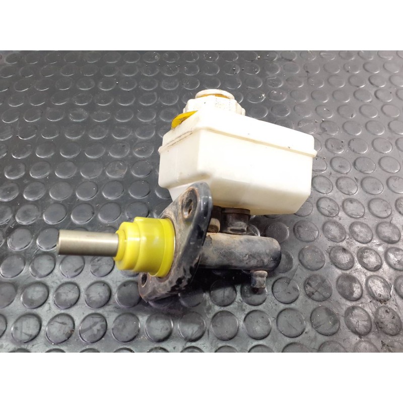 Recambio de bomba freno para land rover defender (ld) 90 e familiar referencia OEM IAM   P2-B4-4