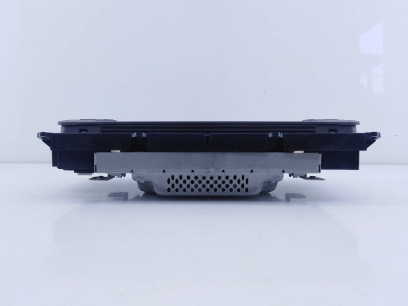 Recambio de sistema navegacion gps para land rover evoque se referencia OEM IAM FK7219C299AC  E3-B3-19-4