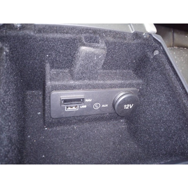 Recambio de sistema navegacion gps para land rover evoque se referencia OEM IAM FK7219C299AC  E3-B3-19-4