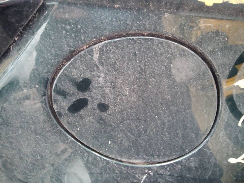 Recambio de tapa exterior combustible para land rover evoque se referencia OEM IAM   