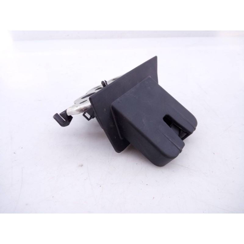 Recambio de cerradura maletero / porton para audi q3 (8u) 2.0 tdi (103kw) ambition referencia OEM IAM 8U0827570  E1-A5-39-1