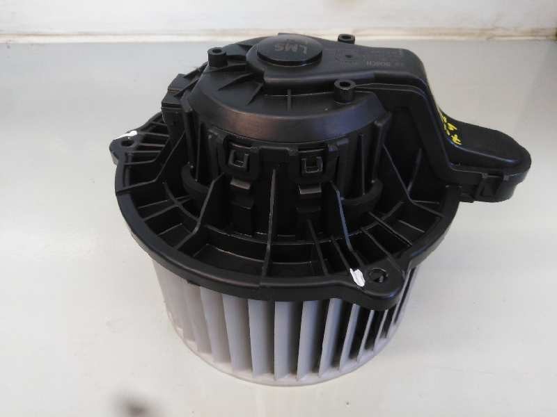 Recambio de ventilador calefaccion para kia sportage concept 4x2 referencia OEM IAM F00S3B2441  E2-B5-34-2