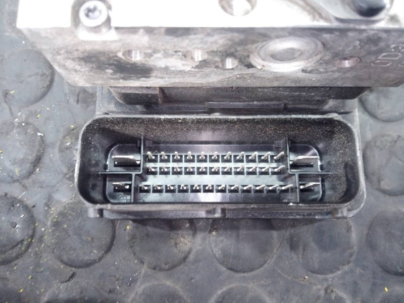 Recambio de abs para hyundai ix35 tecno 2wd referencia OEM IAM 589202Y620  P3-A8-22-2