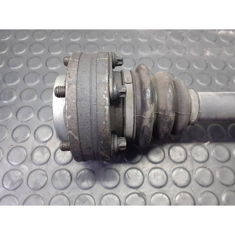 Recambio de transmision trasera derecha para bmw x5 (e53) 3.0d referencia OEM IAM 7500916AI04  P1-B6-22