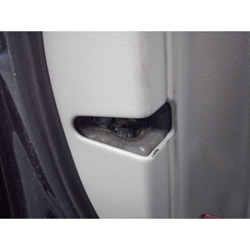 Recambio de cerradura puerta delantera izquierda para audi a6 berlina (4f2) 2.7 tdi quattro (132kw) referencia OEM IAM   