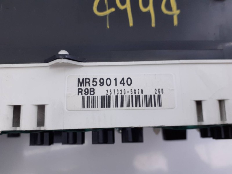 Recambio de cuadro instrumentos para mitsubishi montero sport (k90) 2.5 td gls plus referencia OEM IAM MR590140  E3-A2-3-3