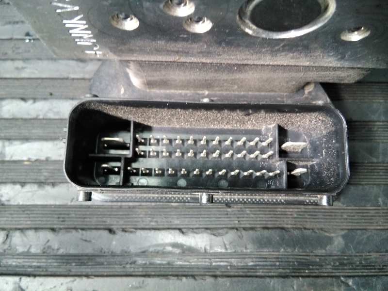 Recambio de abs para hyundai i40 style blue referencia OEM IAM 589203Z510 BH6013I501 P3-A8-14-5