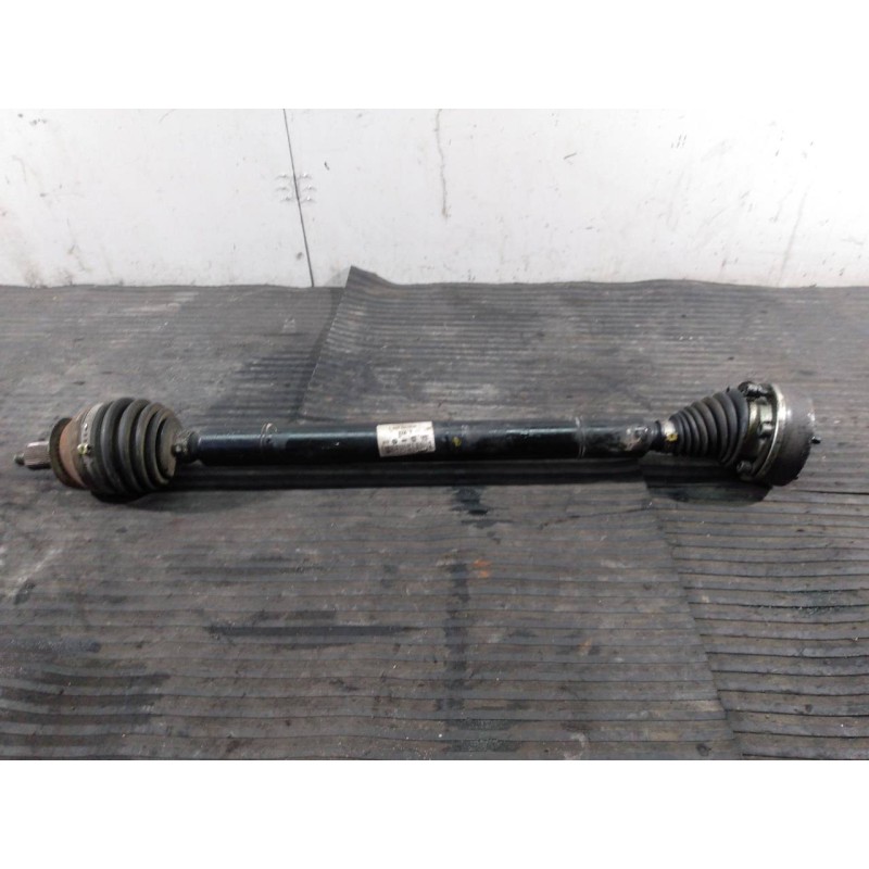 Recambio de transmision delantera derecha para audi a1 (8x) referencia OEM IAM 6R0407762A  P1-B6-18