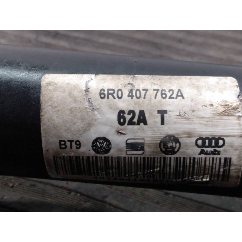 Recambio de transmision delantera derecha para audi a1 (8x) referencia OEM IAM 6R0407762A  P1-B6-18