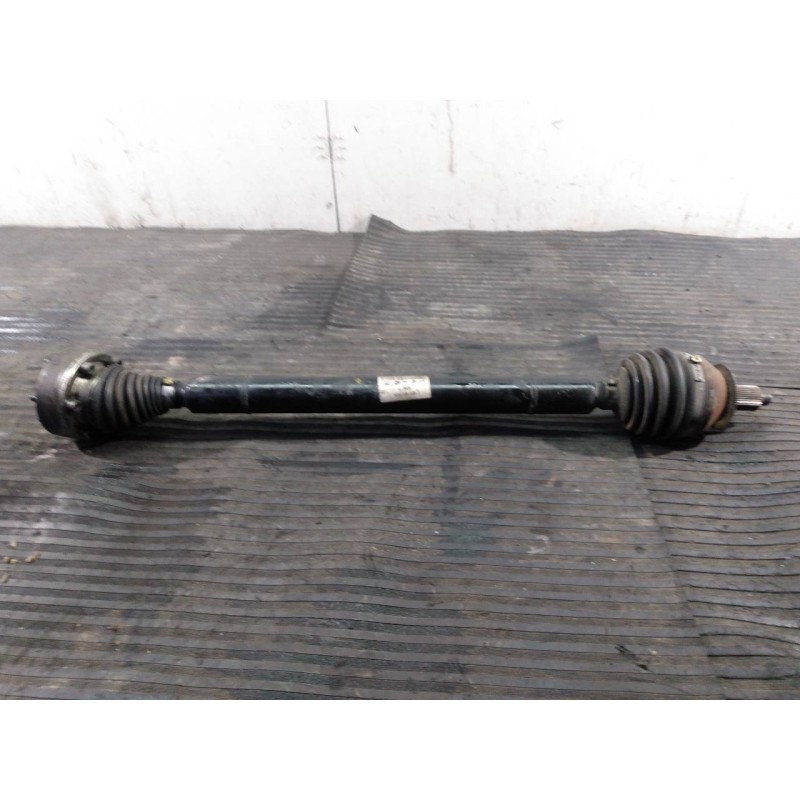 Recambio de transmision delantera derecha para audi a1 (8x) referencia OEM IAM 6R0407762A  P1-B6-18