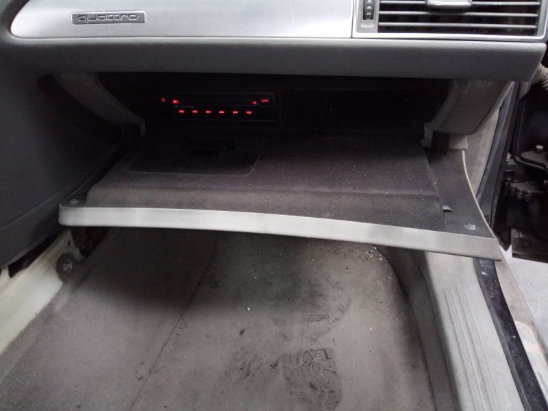 Recambio de guantera para audi a6 berlina (4f2) 2.7 tdi quattro (132kw) referencia OEM IAM   