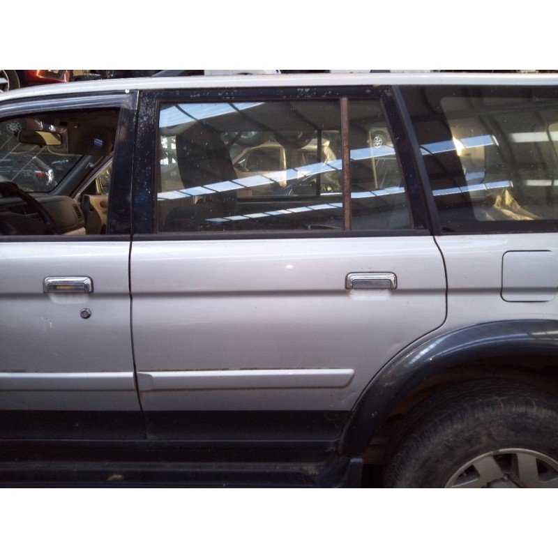 Recambio de puerta trasera izquierda para mitsubishi montero sport (k90) 2.5 td gls plus referencia OEM IAM   
