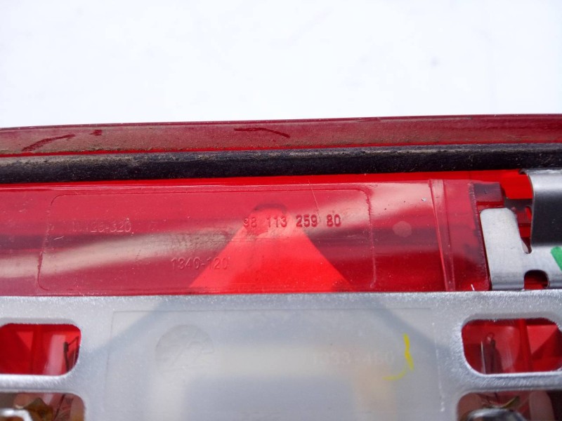 Recambio de luz central de freno para peugeot expert furgón pro standard referencia OEM IAM 9811325980  E1-A4-43-1