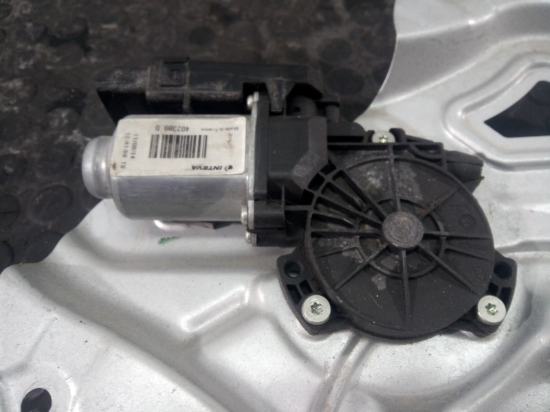 Recambio de elevalunas delantero izquierdo para hyundai ix35 tecno 2wd referencia OEM IAM 82470V2Y010  P2-B4-7