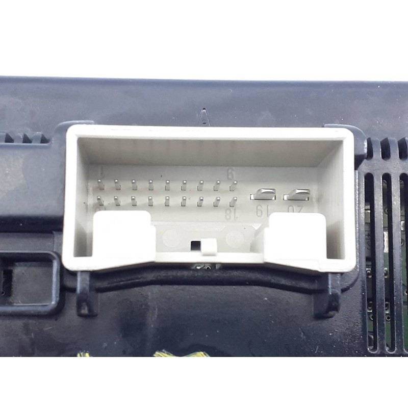 Recambio de mando climatizador para volkswagen touran (1t3) highline referencia OEM IAM 5K0907044ER 5HB00974660 E2-A1-20-1