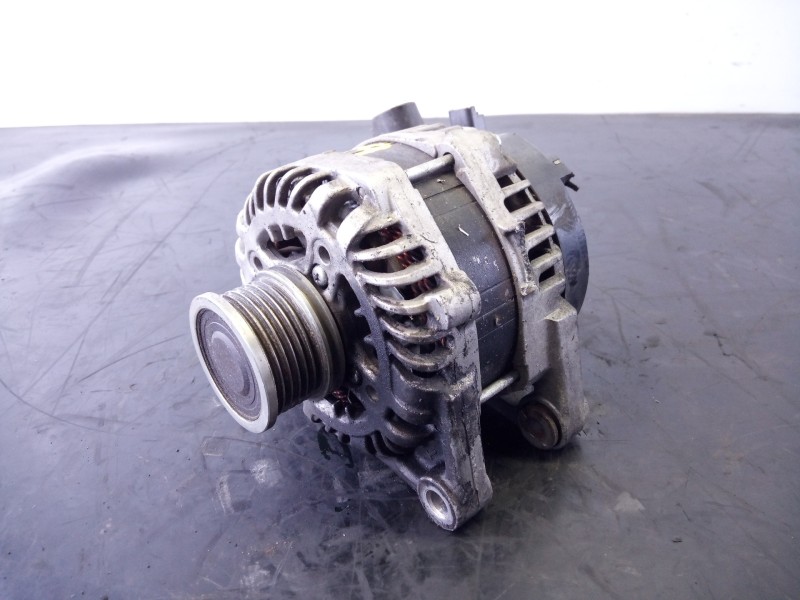 Recambio de alternador para opel vivaro furgón l select referencia OEM IAM 9824742880  P3-A4-28-2