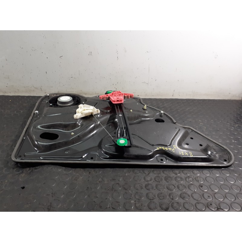 Recambio de elevalunas trasero derecho para volkswagen passat variant (365) edition bluemotion referencia OEM IAM 3AA839756 9299