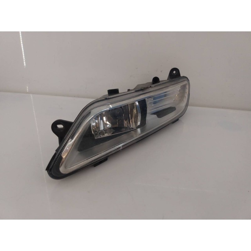 Recambio de faro antiniebla derecho para volkswagen passat variant (365) edition bluemotion referencia OEM IAM 17662402PC  E2-A1