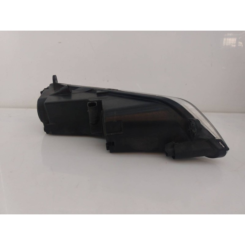 Recambio de faro antiniebla derecho para volkswagen passat variant (365) edition bluemotion referencia OEM IAM 17662402PC  E2-A1