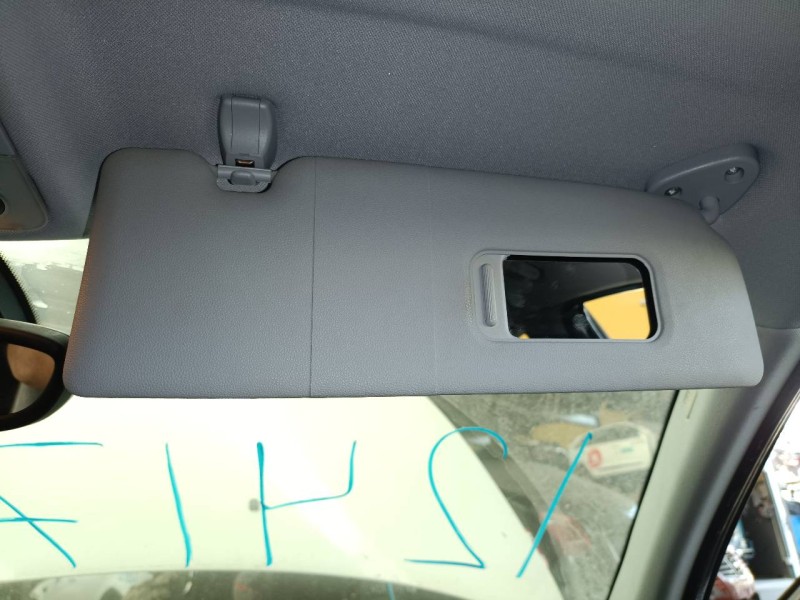 Recambio de parasol derecho para bmw serie 1 berlina (e81/e87) 116d referencia OEM IAM   