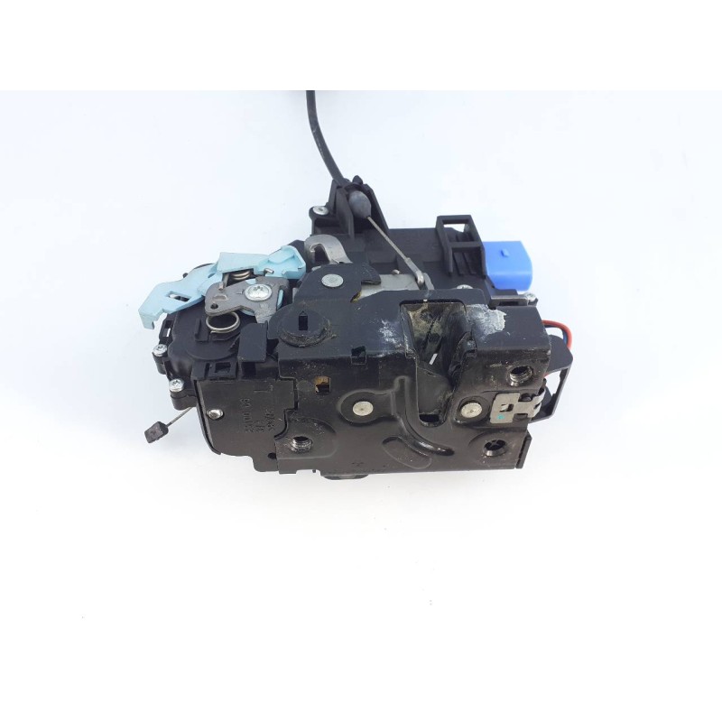 Recambio de cerradura puerta trasera izquierda para volkswagen touran (1t3) highline referencia OEM IAM 7L0839015H  E1-B6-56-2