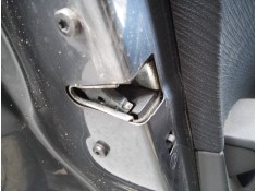 CERRADURA PUERTA TRASERA IZQUIERDA 