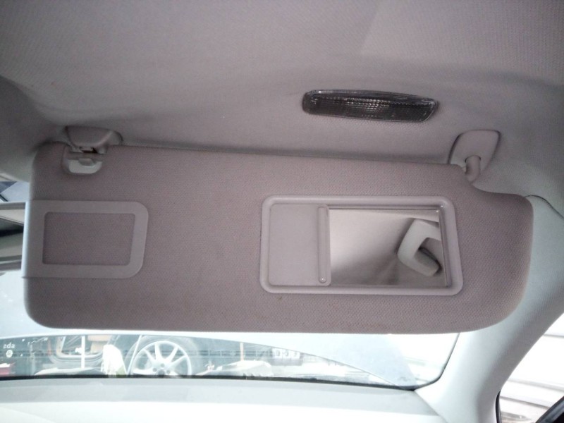 Recambio de parasol derecho para audi a6 berlina (4f2) 2.7 tdi quattro (132kw) referencia OEM IAM   